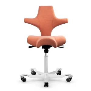 HAG Capisco 8106 ergonomischer Bürostuhl mit Sattelsitz Bezug Steelcut Trio flamingo Gestell weiß